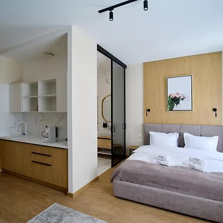 Hotel Forest Retreat Center Kyiv